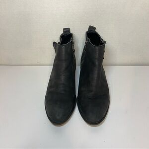 Lauren Ralph Lauren Black Suede Shira Booties Size 6B